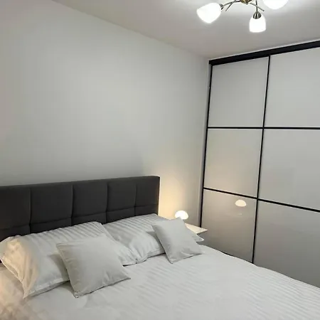 Apartament Janickiego 166 Poznań Zewnętrze zdjęcie